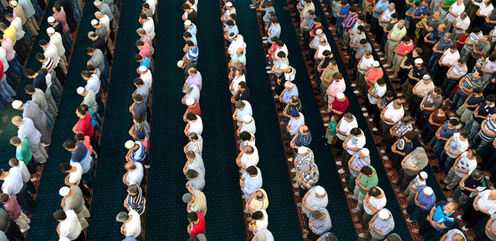 PRAYING IN CONGREGATION