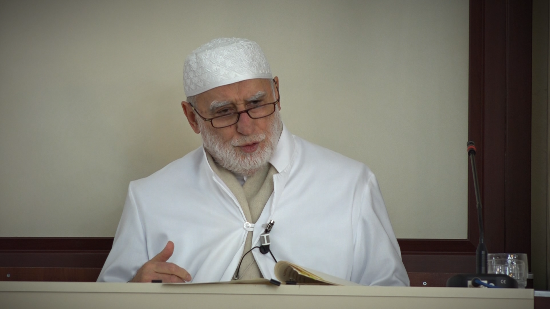 "Ey Dünya! Sana Hizmet Edeni Yor ve Yıprat!"