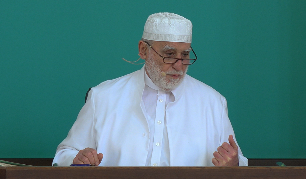 Rahman Allah, Kur’an’ı Öğretti