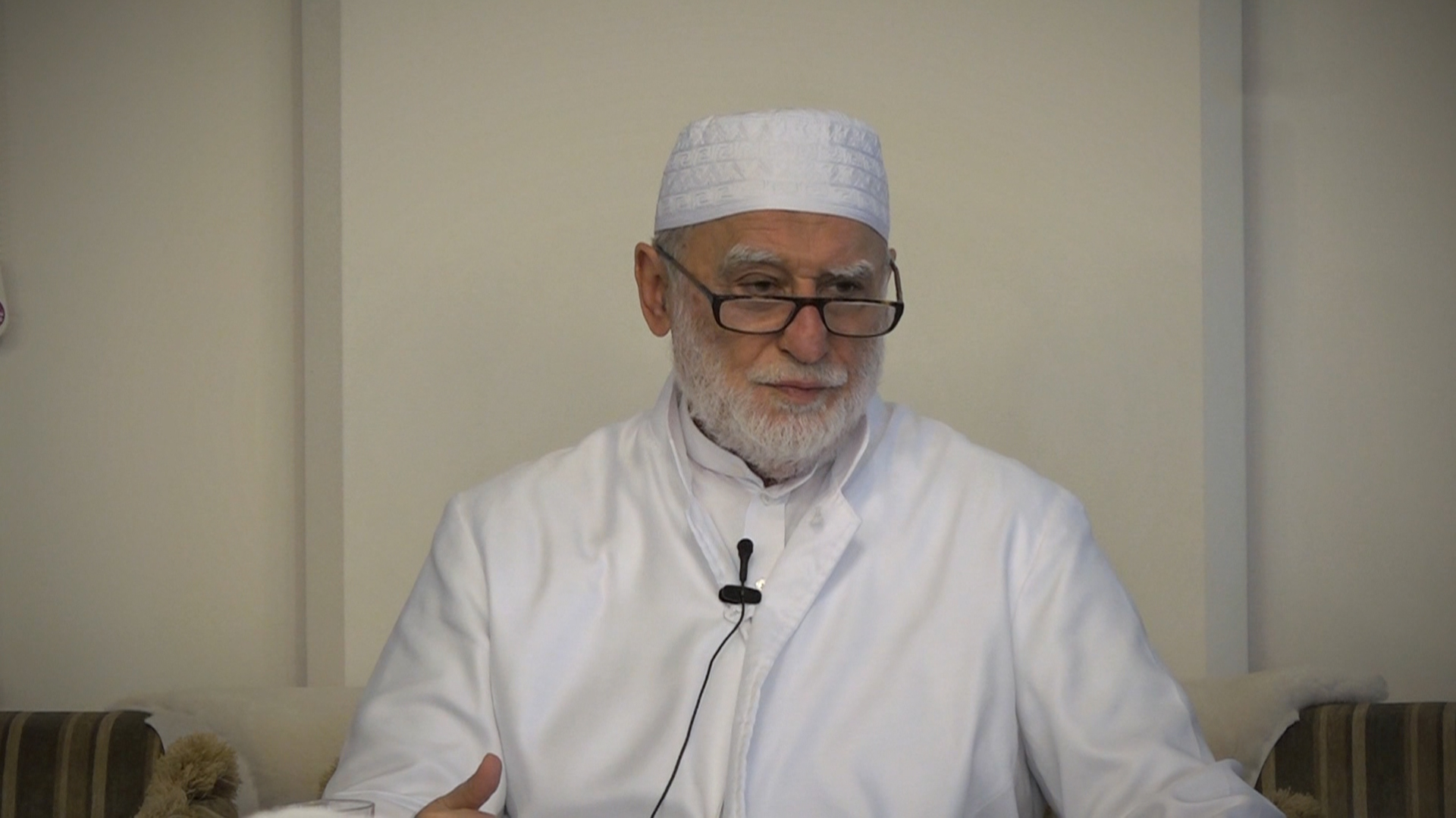 "Mahzun Olma, Allah Bizimle Beraberdir." (Tevbe, 40)