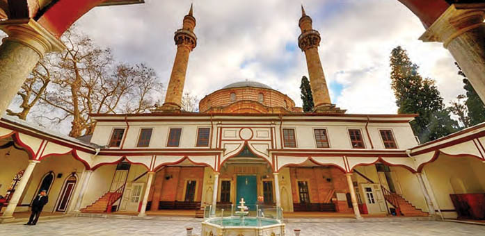 Rasûlullah (s.a.s.) Efendimiz’in İnşâ Ettiği Fazîletler Medeniyeti (Kur’ânî Tâlimatlar 34)