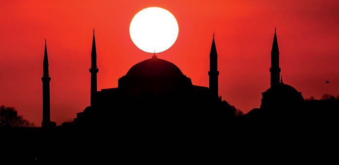 Hakk’a Yaklaşmak için Helâl Lokma